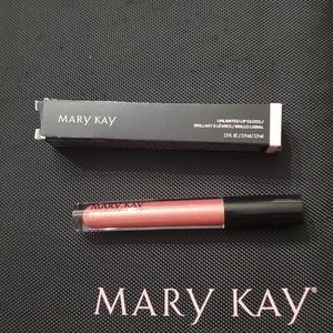 Mary kay unlimited lip gloss fancy nancy
